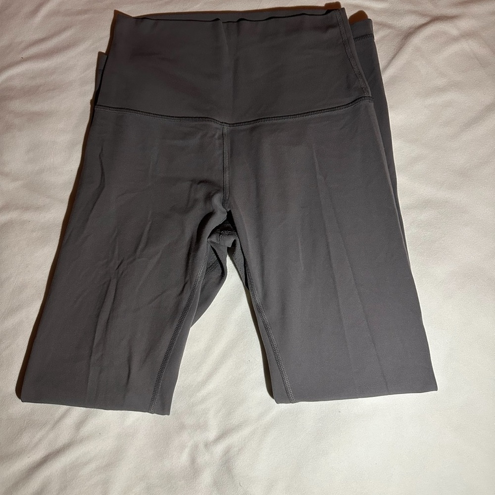 Lululemon Align High Rise 25” - Picture 2 of 4